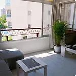 Apartamento Con Piscina En Benidorm